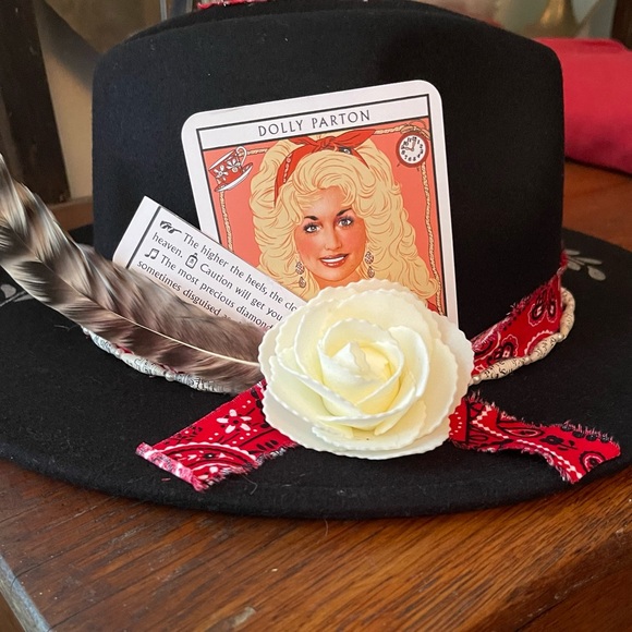 Meet your Posher, Kimberly - Picture 3 of 13